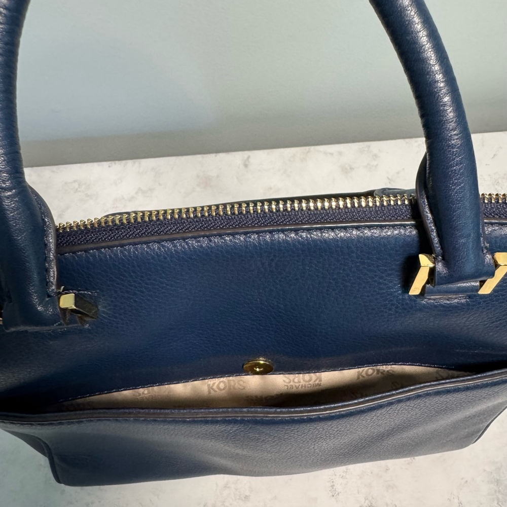 Women's Michael Kors Leather Large Hudson Satchel Tote Navy Blue Gold Logo - Picture 14 of 16